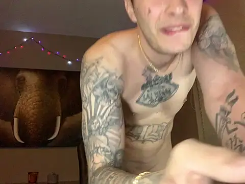 JuicyJoshy 라이브 XXX 채팅