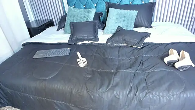 eve_queen_'s Live XXX Chat