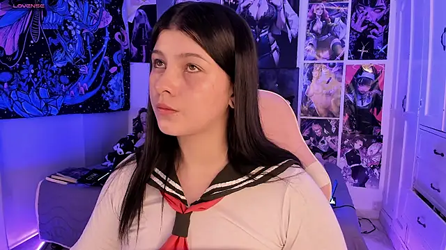 LanaKyuttのライブXXXチャット