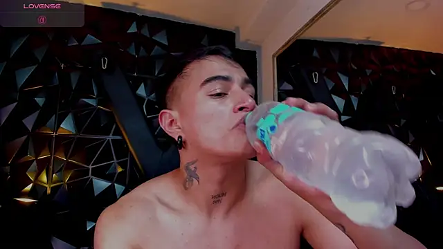 Chat XXX ao vivo de LiamDeeps