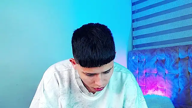 Chat +18 de _justinmoon2 ao vivo