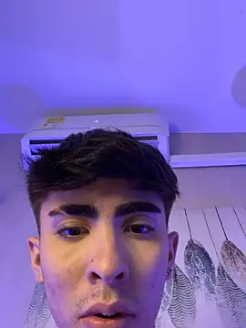 Michael_and_twinkkn Live XXX chat