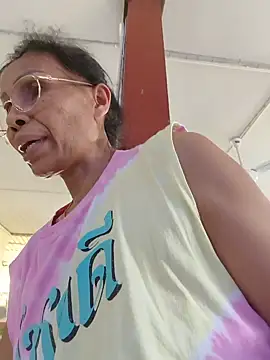Mama_Eva_1 লাইভ XXX চ্যাট