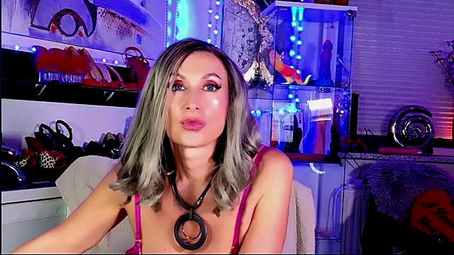 Czat XXX na żywo – 2bigass4_u