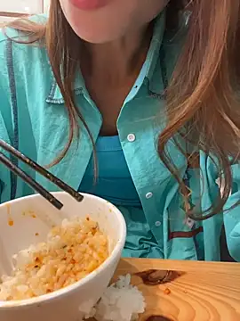 kiss_loo 现场XXX聊天