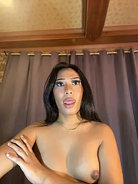 hugecock_tamira's Live XXX Chat