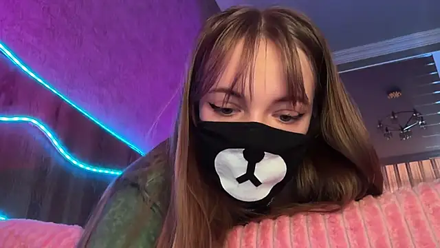 Chat +18 de Your_Little_Bear ao vivo