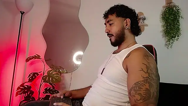 Chat +18 de nate_rott ao vivo