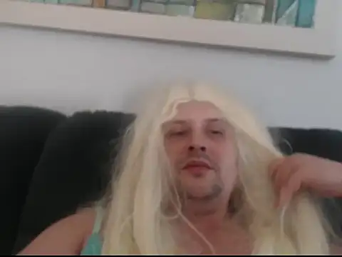 Онлайн чат XXX MeganTemptation