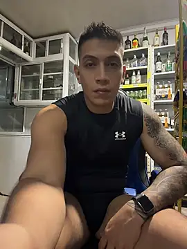 Czat XXX na żywo – OliverWest04
