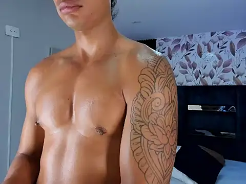 LycanMushu – Naživo XXX chat