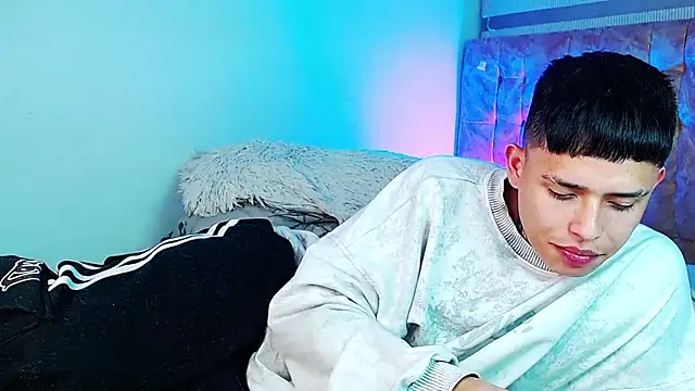 _justinmoon2 élő XXX-chatje