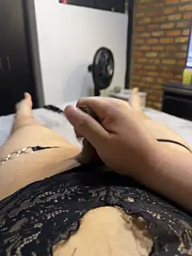 Онлайн чат XXX valenthottie