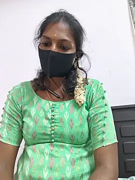 Honey_rosetamil's Live XXX Chat