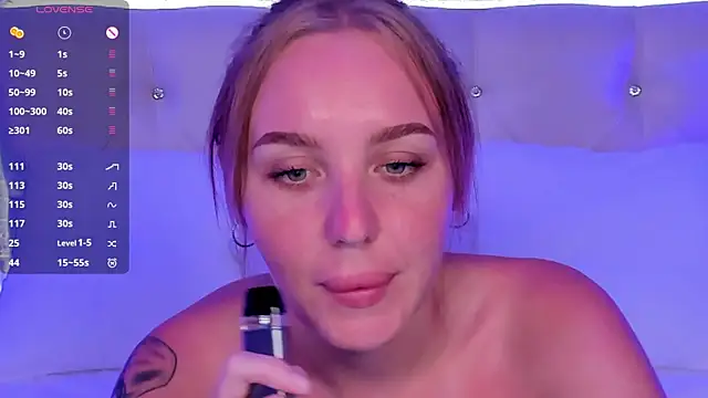 LianaFord's Live XXX Chat