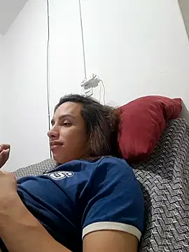 ofjuliaa 现场XXX聊天