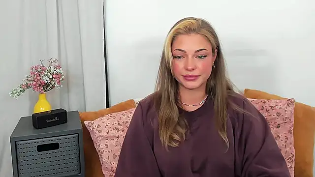 LilyBlondee Live XXX-chat