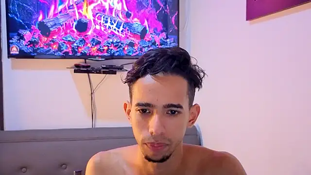 XXX chat uživo modela alexandro260