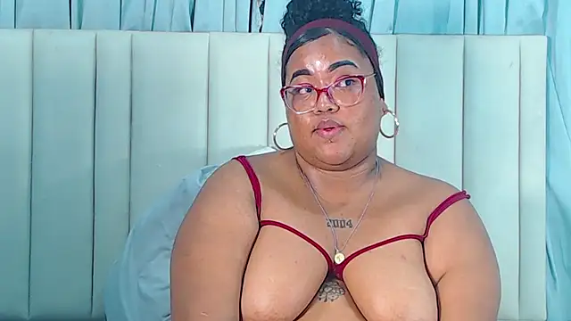 AlishaMonroe_ Chat XXX live