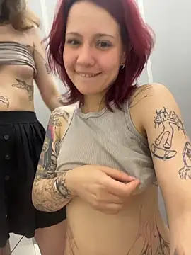 Lilly__Kiss Live XXX-Chat