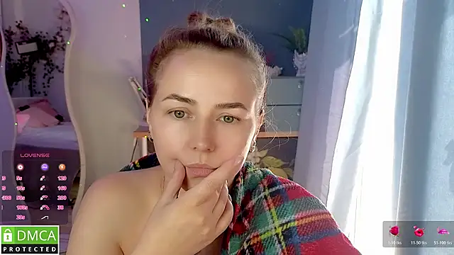 Mira_Mermayd's Live XXX Chat