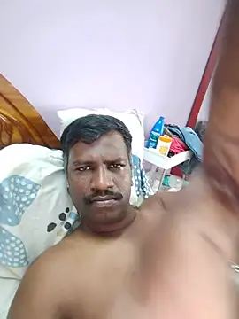 Paramkeerthi's Live XXX Chat