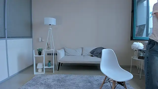 DejaStrohmeier Chat XXX in diretta