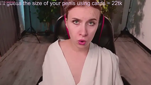 miraiakik Chat XXX live