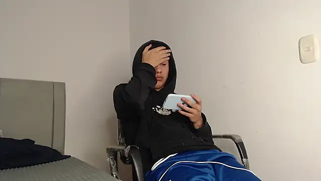 XXX chat uživo modela Owenn__blueee