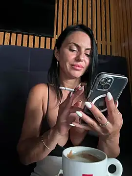 KimKelly13's Live XXX Chat