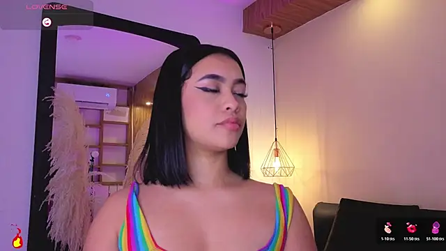 Chloe_monroeeのライブXXXチャット
