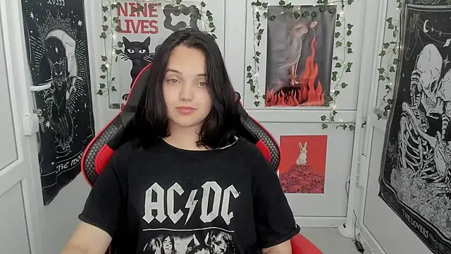 Caroline_cutte: онлайн-секс-чат
