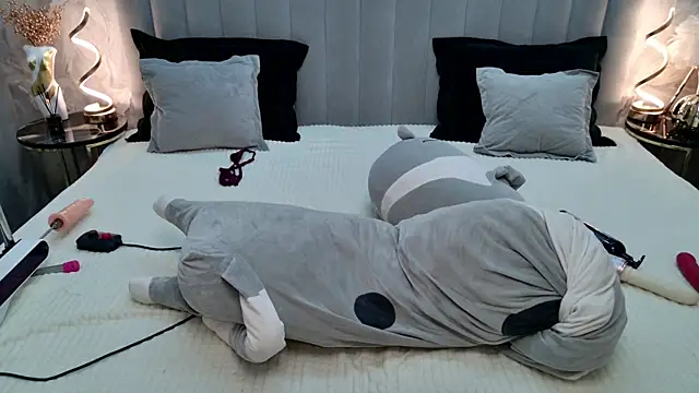 Chat +18 de CarolineTenders ao vivo