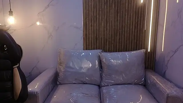 Kitten_Cam's Live XXX Chat
