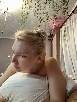 AmmyHot's Live XXX Chat