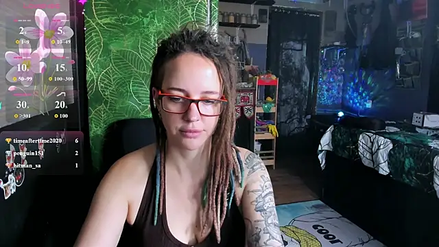 Онлайн чат XXX LisaFoxy_y