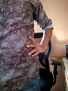 genuine_banana Adlı Modelin Canlı XXX Sohbeti