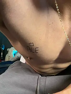 GrayAndrews Live XXX-chat