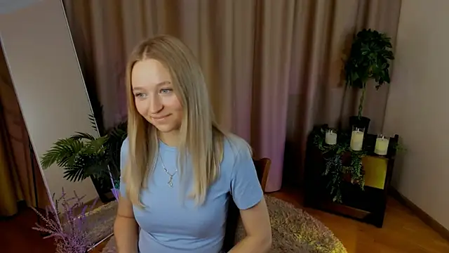 GirlMathExpert élő XXX-chatje