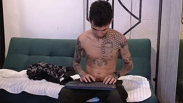 Paulo_527 XXX чат на живо