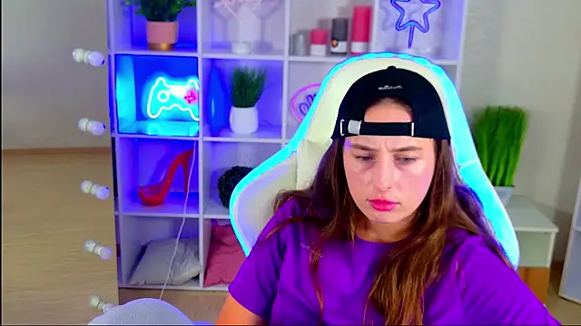 Онлайн чат XXX NadinnL