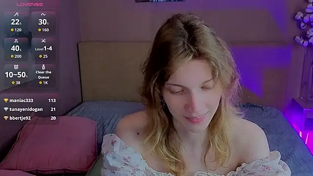 Emily_Cartex: онлайн-секс-чат