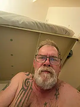 Caesar_Baxter Chat XXX in diretta
