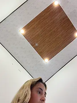 LoisC – Naživo XXX chat