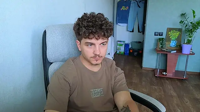 Chat +18 de Remy_Miles ao vivo