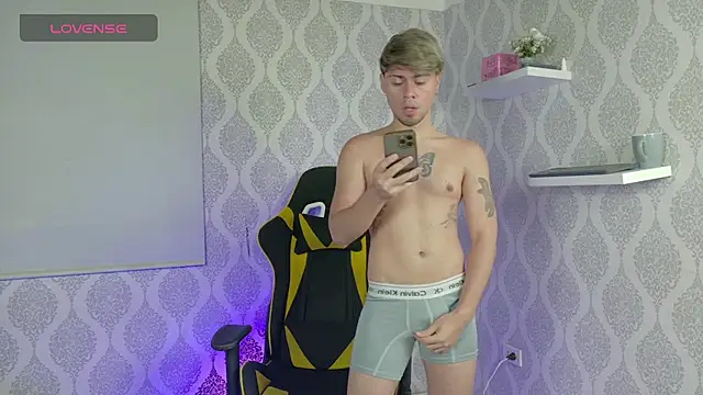 แชท XXX สดของ Twinfire_zeus