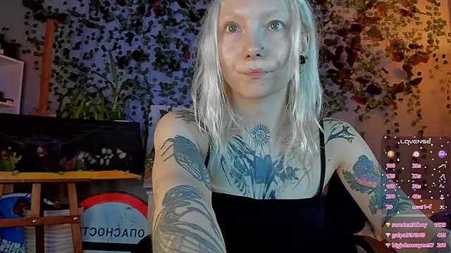 tattoo_art_baby Adlı Modelin Canlı XXX Sohbeti
