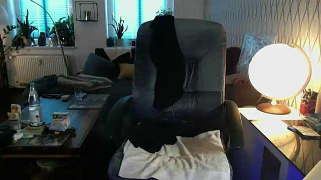 tomz0819 Live XXX Chat