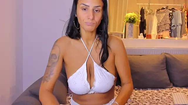 Milfchellle Live XXX-Chat