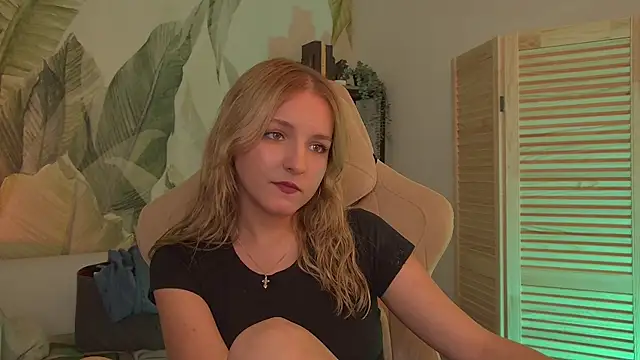ViolaMore Chat XXX live